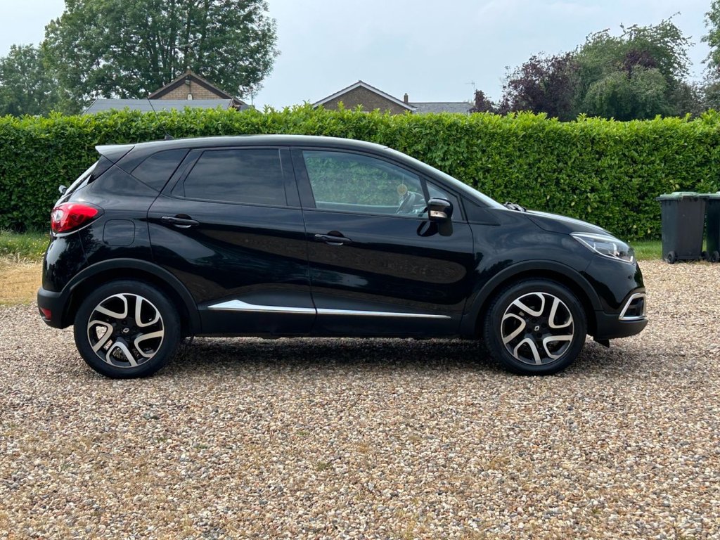 Used Renault Captur 2014 for sale - 76617375: Photo 2