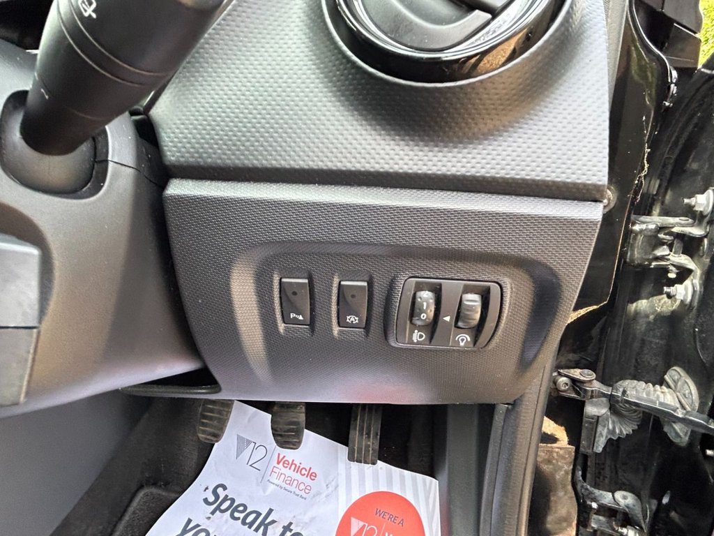 Used Renault Captur 2014 for sale - 76617375: Photo 26