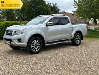 2017 (17) - 2.3 dCi Tekna Pickup Double Cab 4dr Diesel Manual 4WD Euro 6 (s/s) (190 ps)