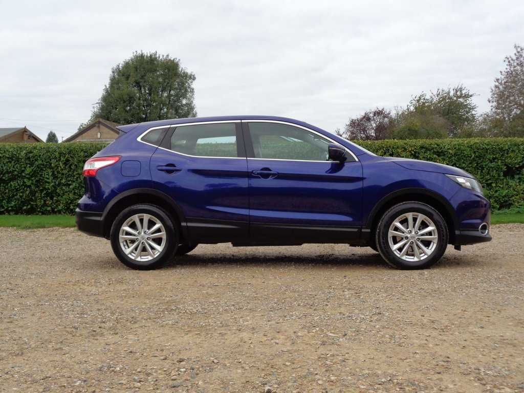 Used Nissan Qashqai 2014 for sale - 76654870: Photo 11