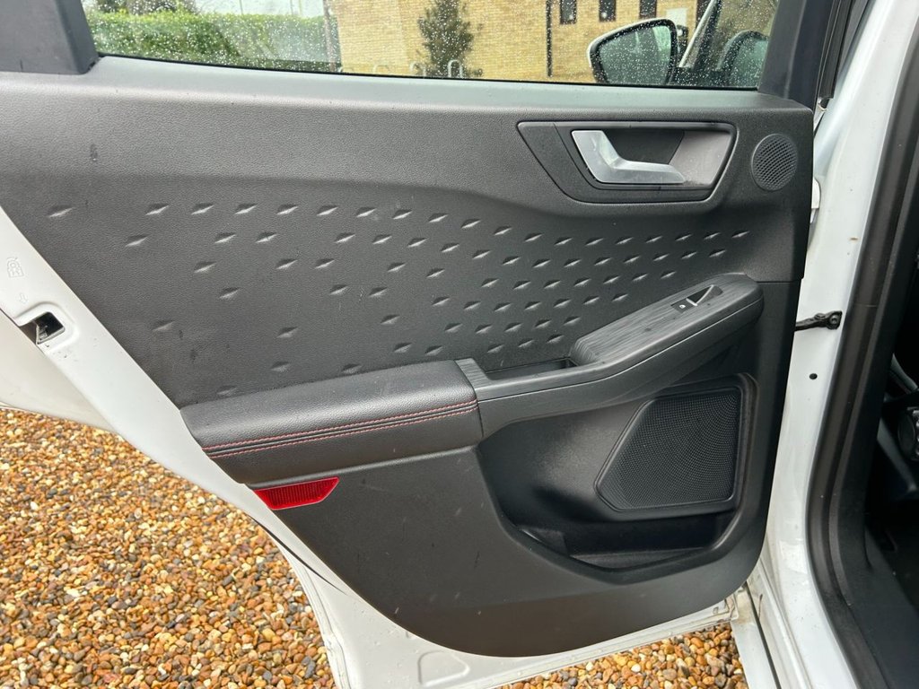 Used Ford Kuga 2021 for sale - 77302537: Photo 29