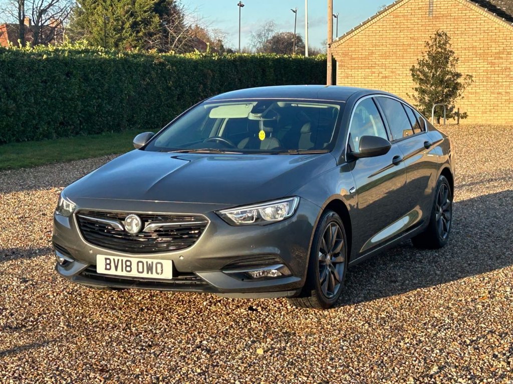 Used Vauxhall Insignia 2018 for sale - 76910288: Photo 2
