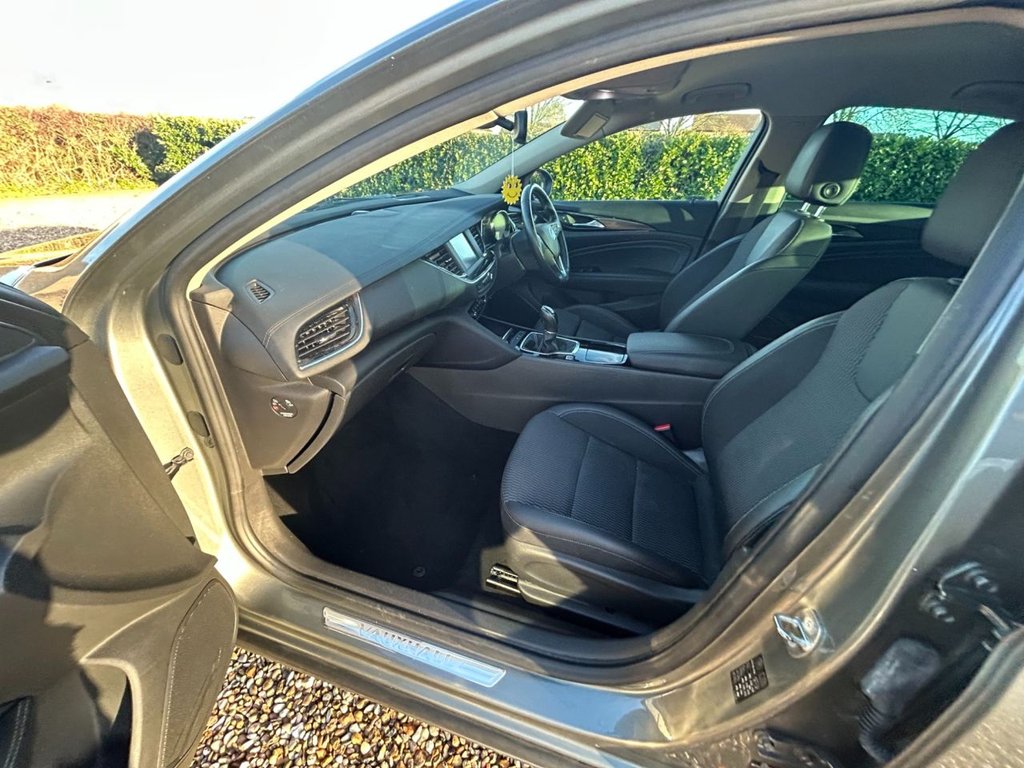 Used Vauxhall Insignia 2018 for sale - 76910288: Photo 25