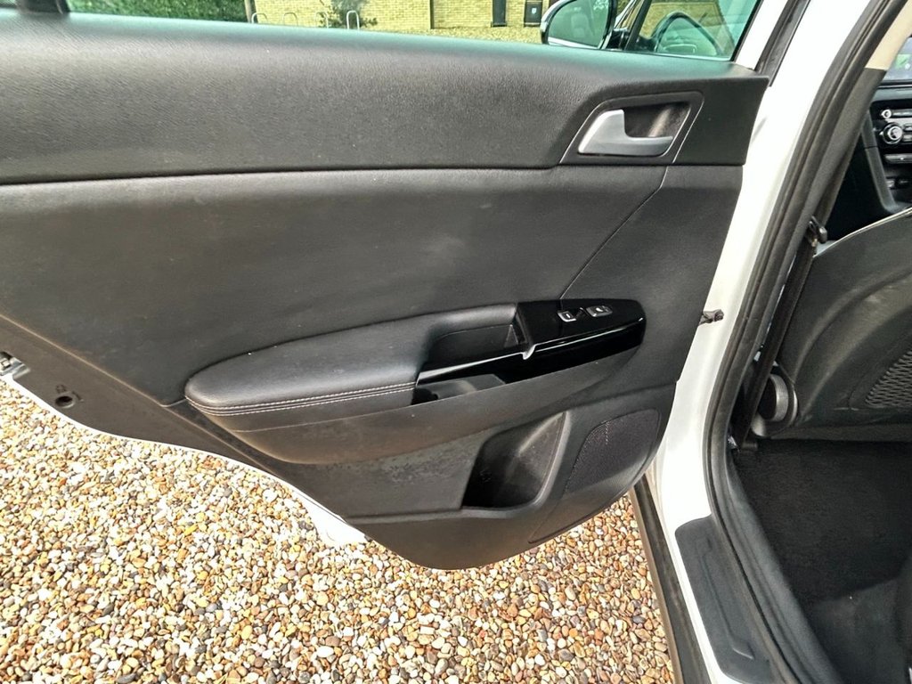 Used Kia Sportage 2016 for sale - 76417671: Photo 24