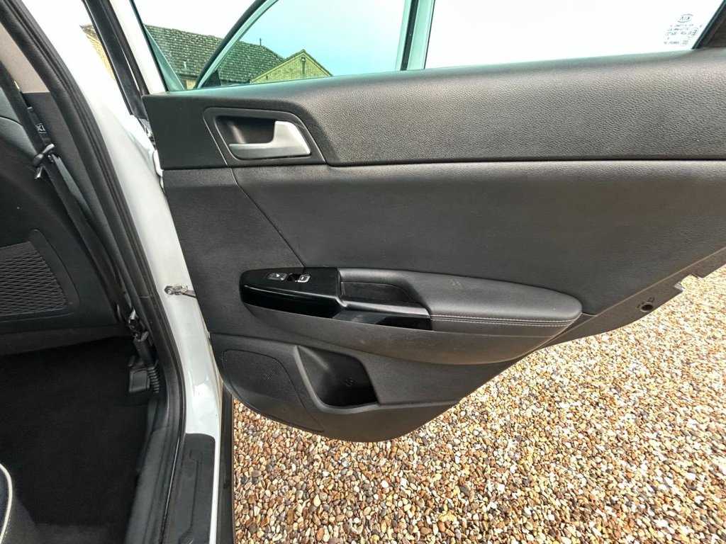 Used Kia Sportage 2016 for sale - 76417671: Photo 35