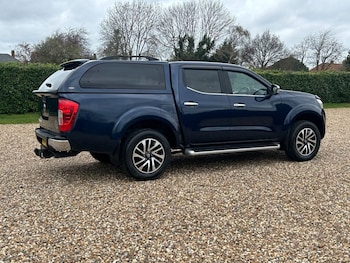 Used Nissan Navara 2017 for sale - 78003117: Photo