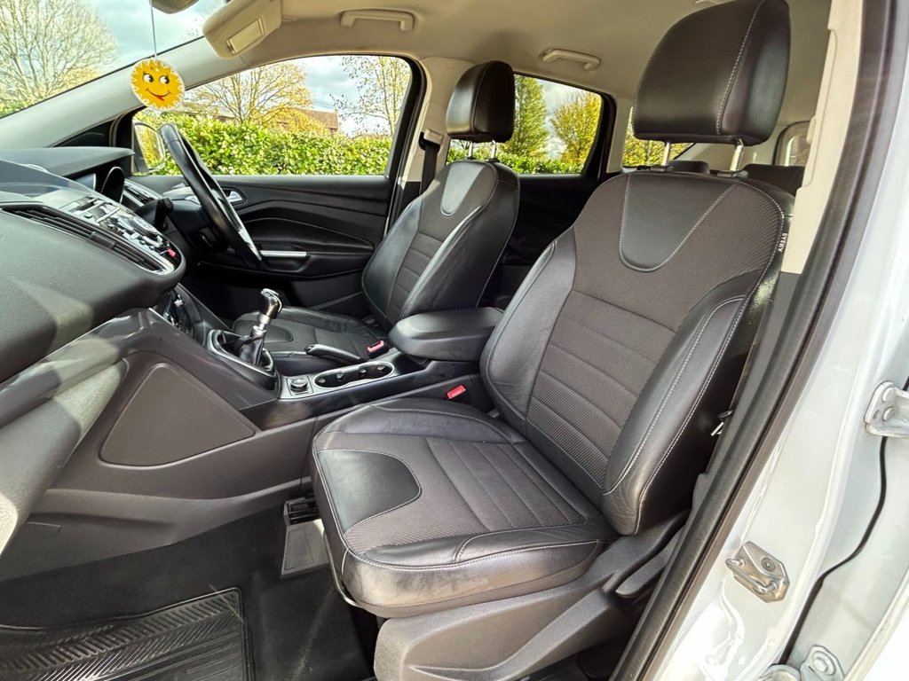 Used Ford Kuga 2014 for sale - 76367889: Photo 30