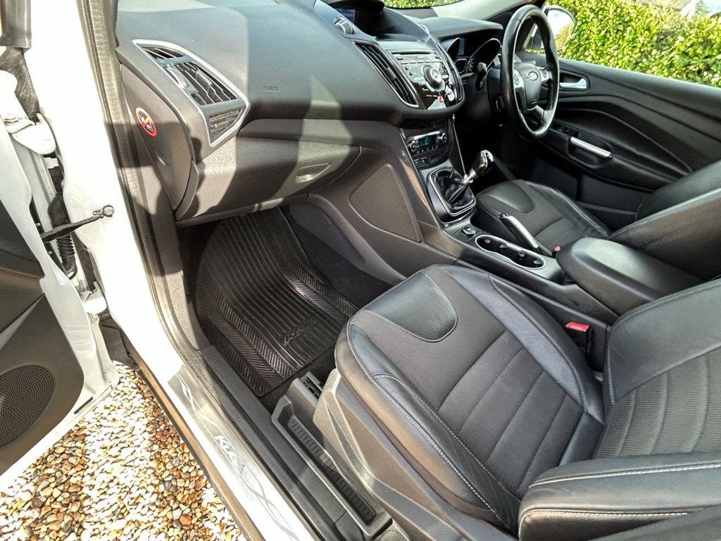 Used Ford Kuga 2014 for sale - 76367889: Photo 32