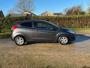 Used Ford Fiesta 2015 for sale - 73583229: Photo