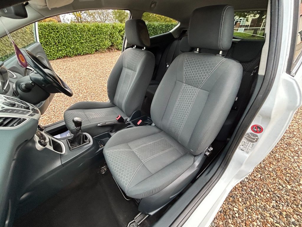 Used Ford Fiesta 2010 for sale - 76279990: Photo 18