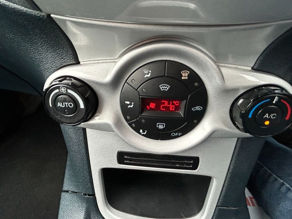 Used Ford Fiesta 2010 for sale - 76279990: Photo 32