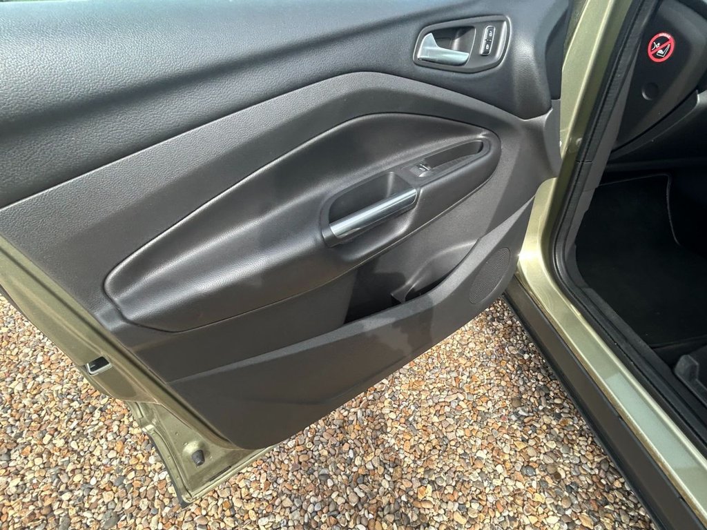 Used Ford Kuga 2014 for sale - 78200651: Photo 22