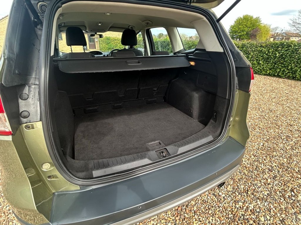 Used Ford Kuga 2014 for sale - 78200651: Photo 28