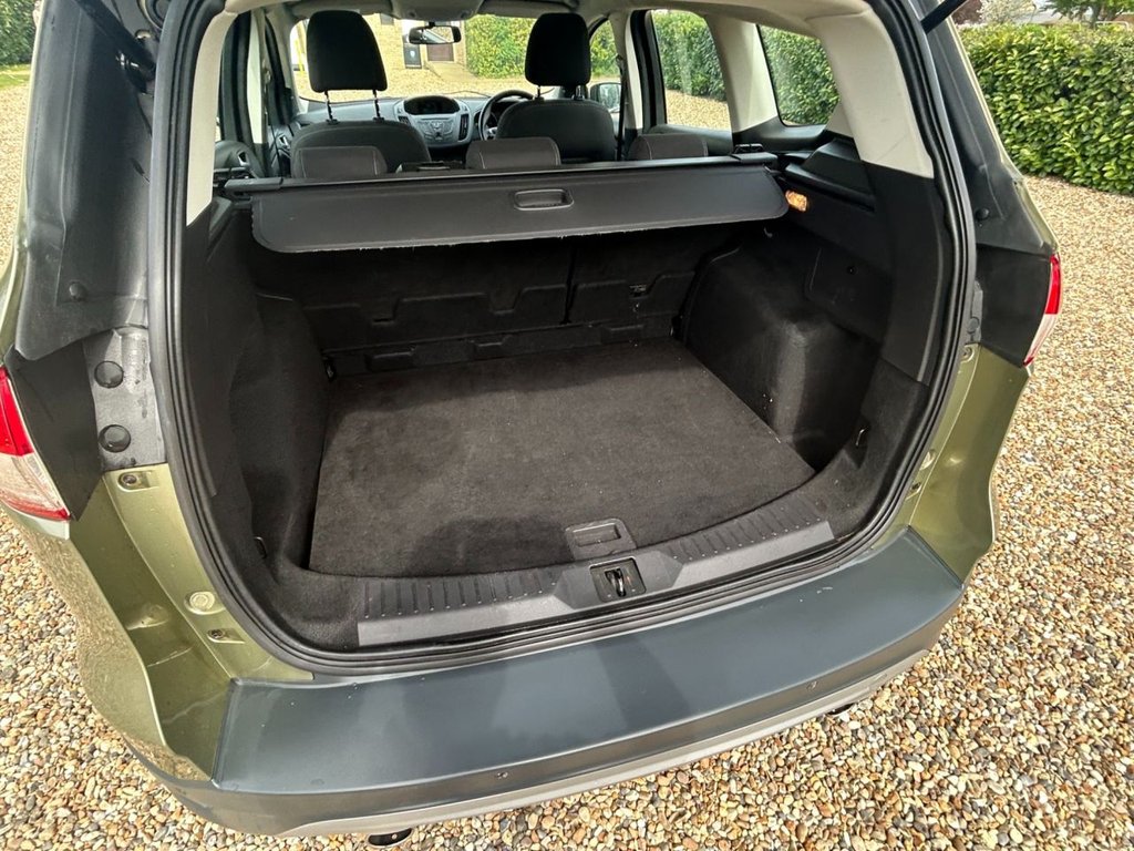 Used Ford Kuga 2014 for sale - 78200651: Photo 29