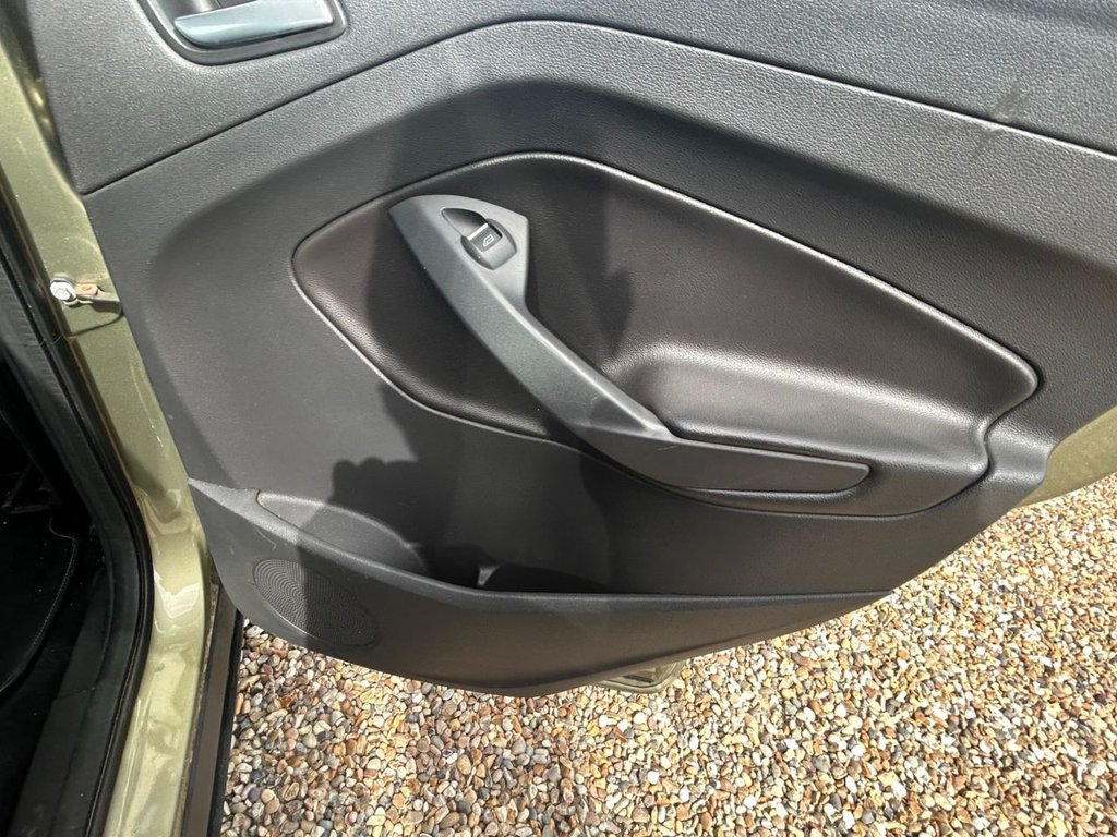 Used Ford Kuga 2014 for sale - 78200651: Photo 35