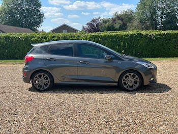 Used Ford Fiesta 2017 for sale - 75221066: Photo