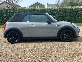 Used MINI Convertible 2017 for sale - 78543929: Photo