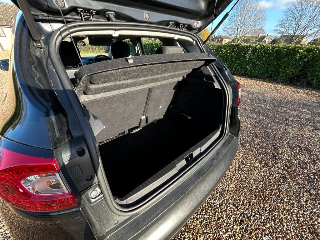 Used Renault Captur 2016 for sale - 76731163: Photo 16