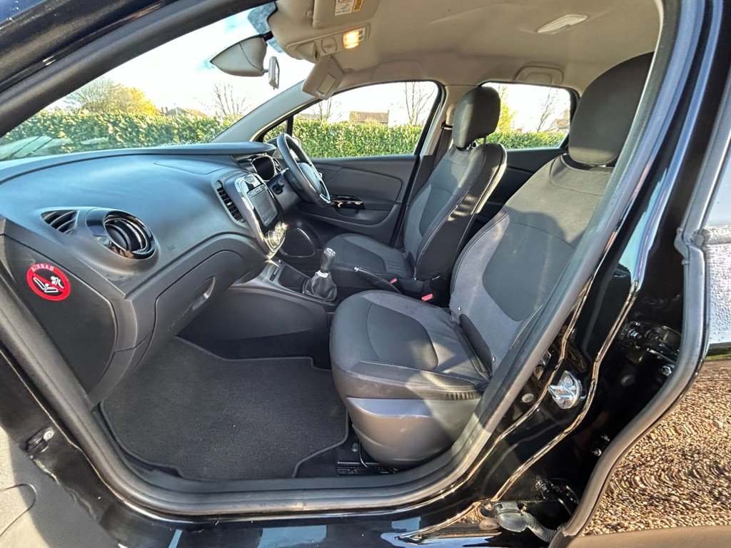 Used Renault Captur 2016 for sale - 76731163: Photo 22