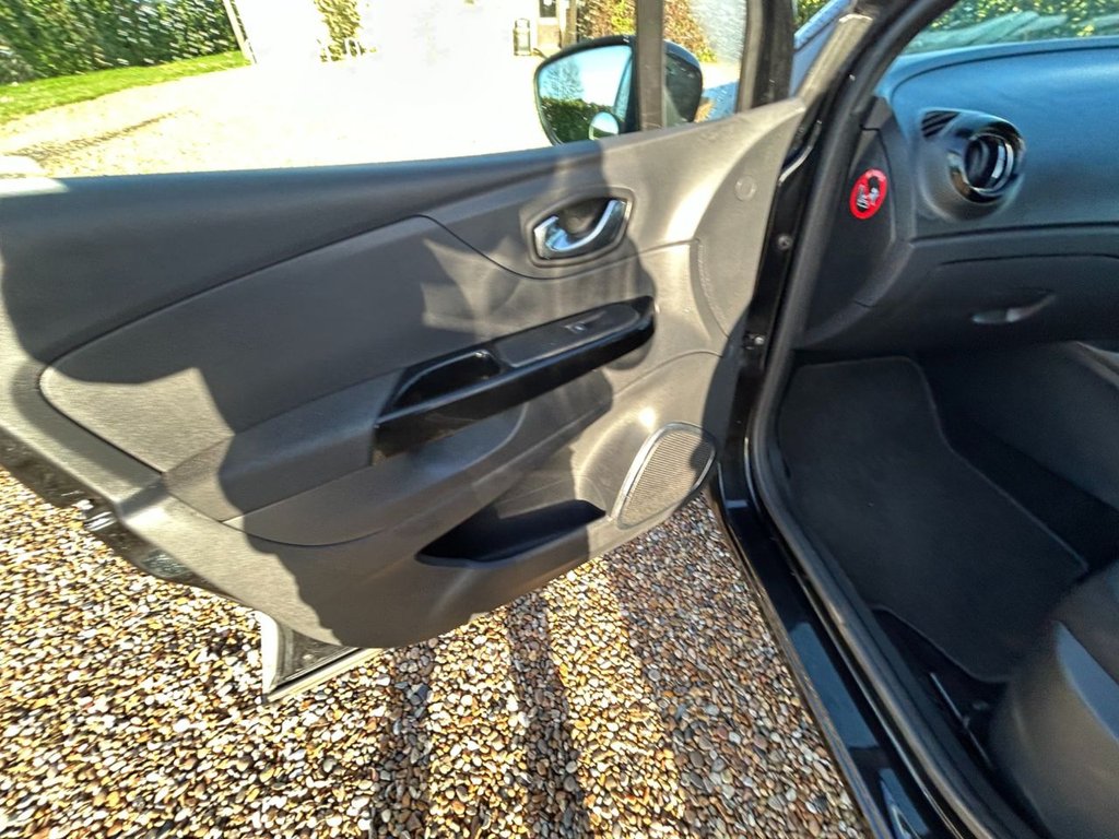 Used Renault Captur 2016 for sale - 76731163: Photo 27