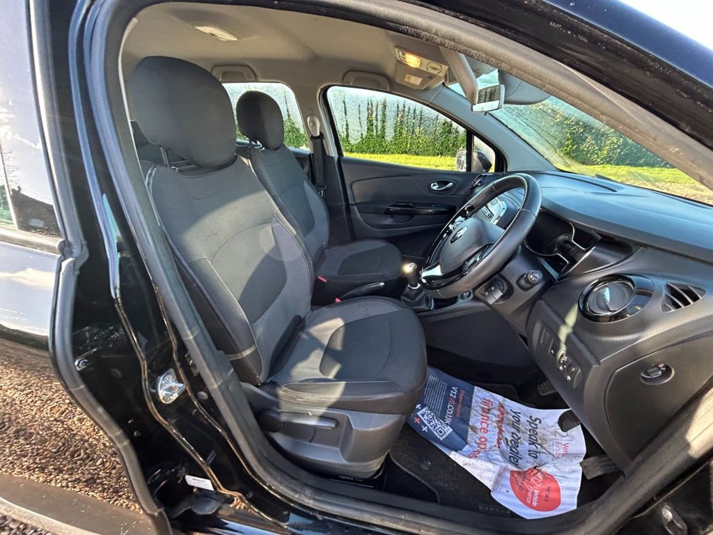 Used Renault Captur 2016 for sale - 76731163: Photo 30
