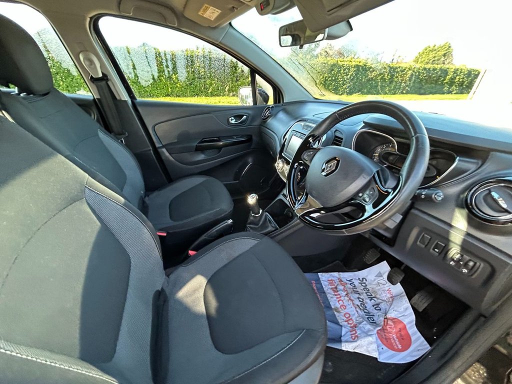 Used Renault Captur 2016 for sale - 76731163: Photo 32