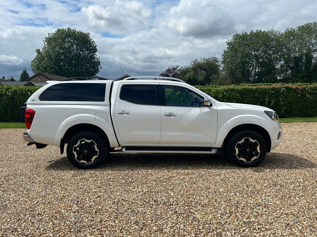 Used Nissan Navara 2020 for sale - 77139393: Photo 2