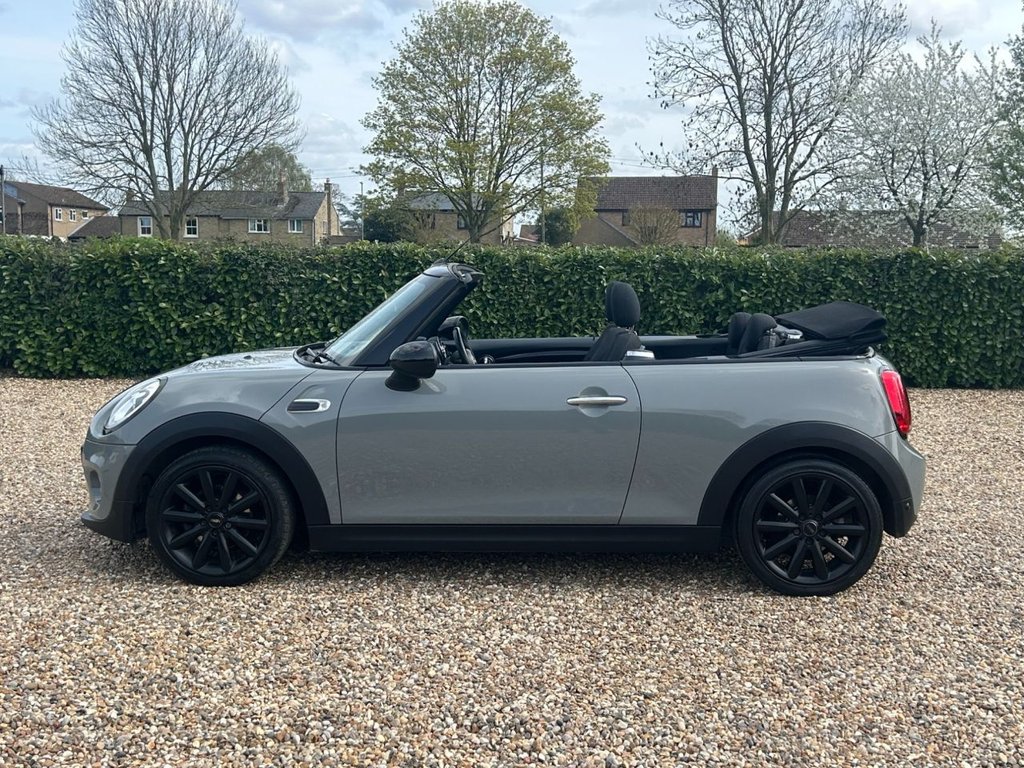 Used MINI Convertible 2017 for sale - 78201001: Photo 18