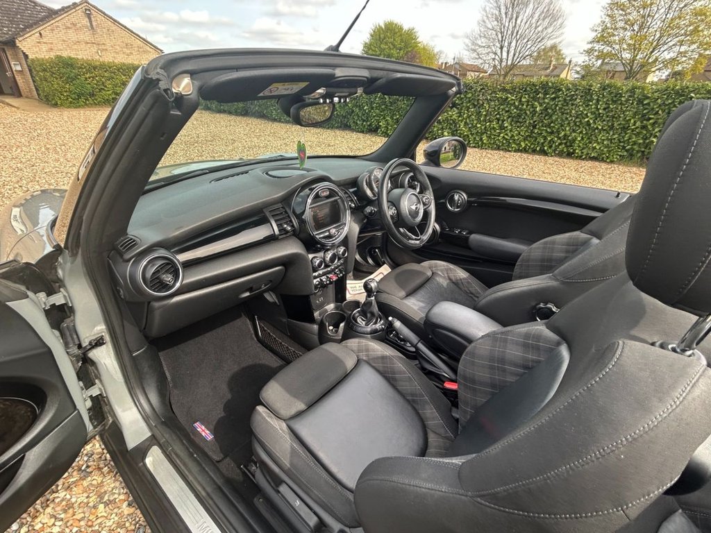 Used MINI Convertible 2017 for sale - 78201001: Photo 26