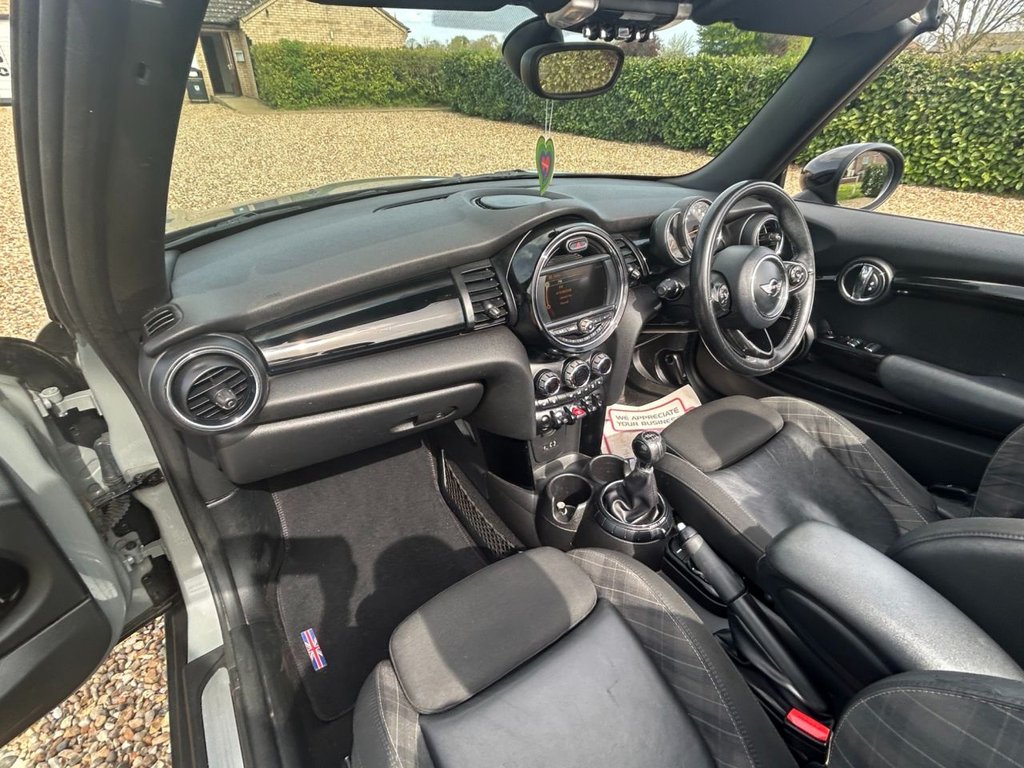 Used MINI Convertible 2017 for sale - 78201001: Photo 27