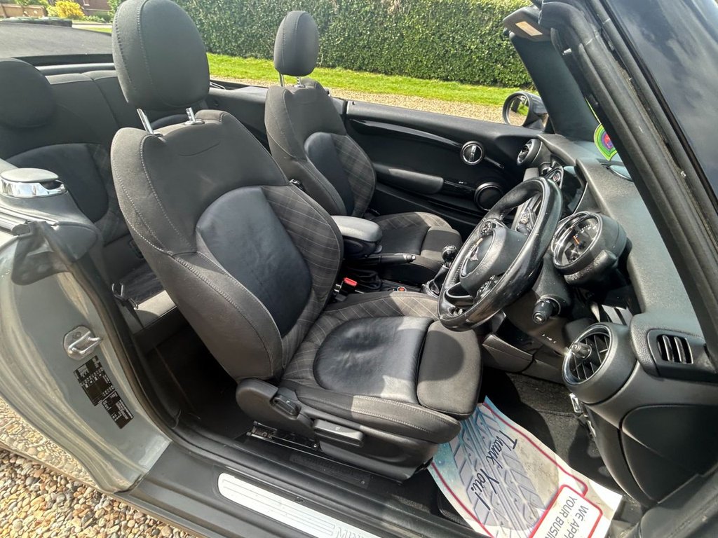 Used MINI Convertible 2017 for sale - 78201001: Photo 32