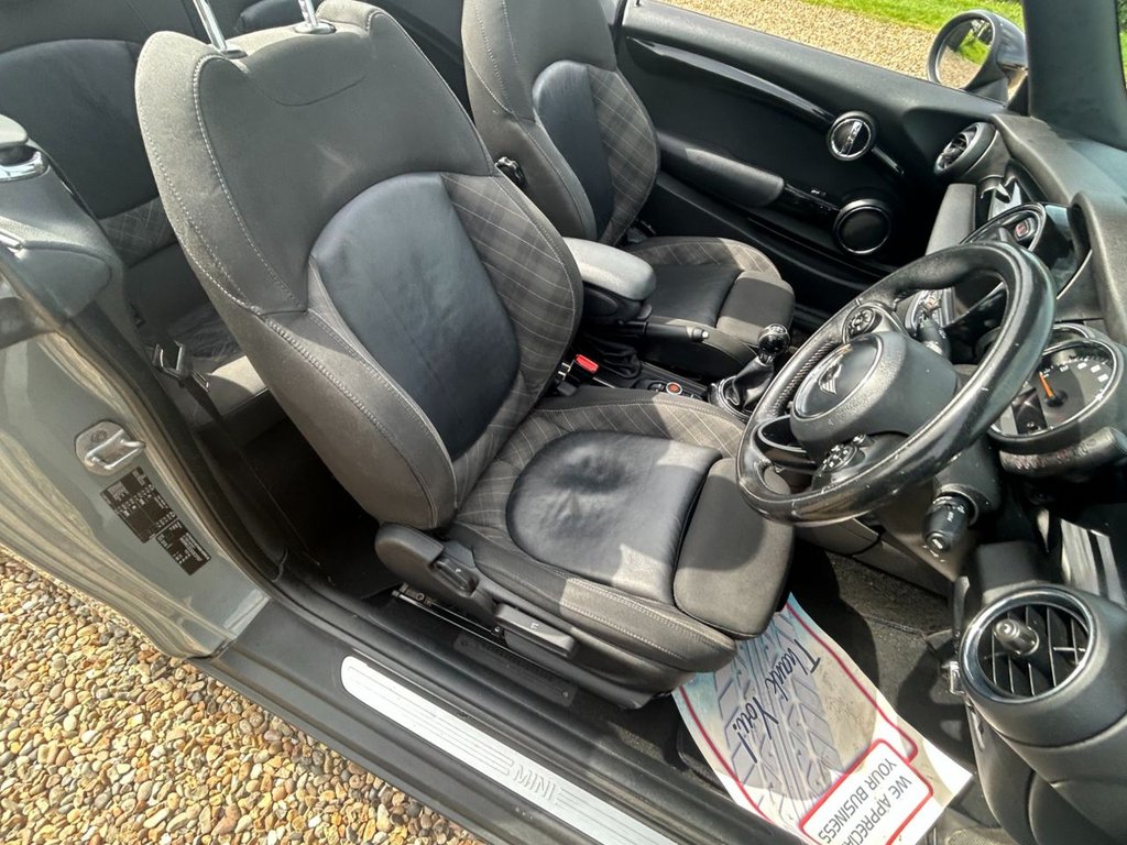 Used MINI Convertible 2017 for sale - 78201001: Photo 33