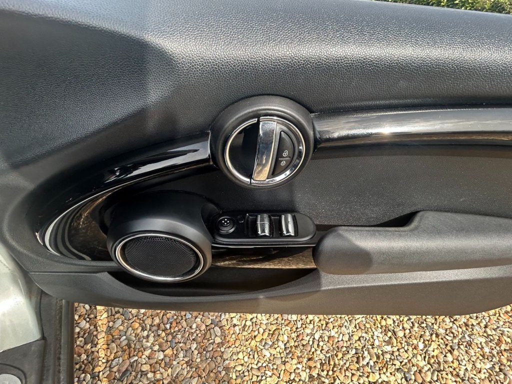 Used MINI Convertible 2017 for sale - 78201001: Photo 36