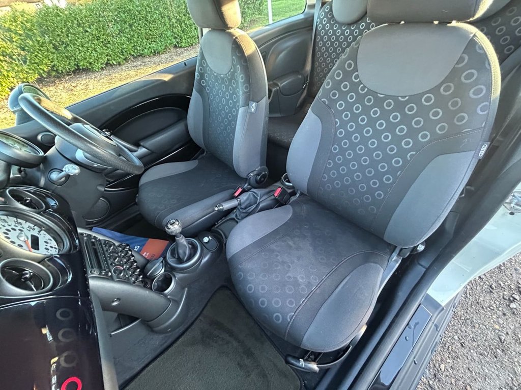 Used MINI Hatch 2006 for sale - 76445894: Photo 17