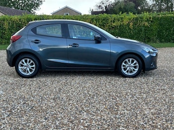 Used Mazda Mazda2 2016 for sale - 75961026: Photo