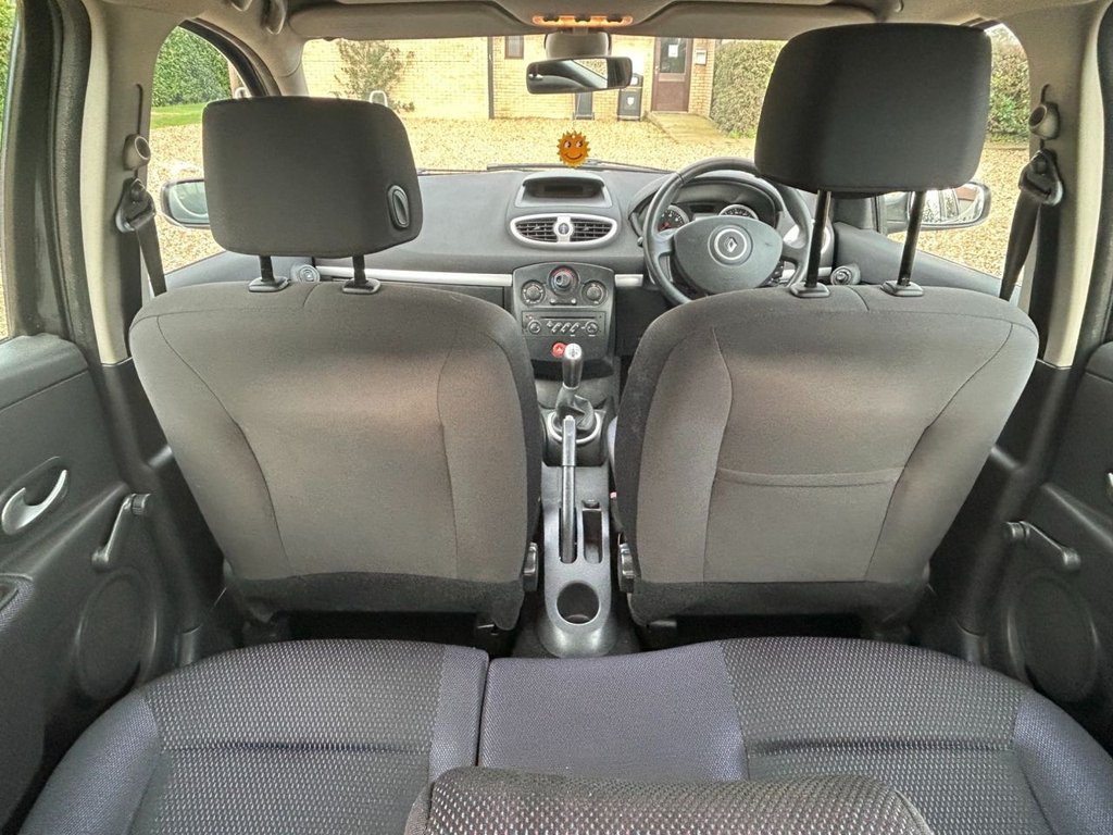 Used Renault Clio 2009 for sale - 76546883: Photo 18