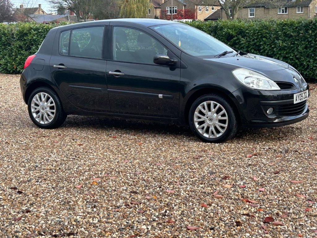 Used Renault Clio 2009 for sale - 76546883: Photo 38