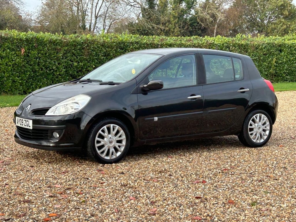 Used Renault Clio 2009 for sale - 76546883: Photo 44