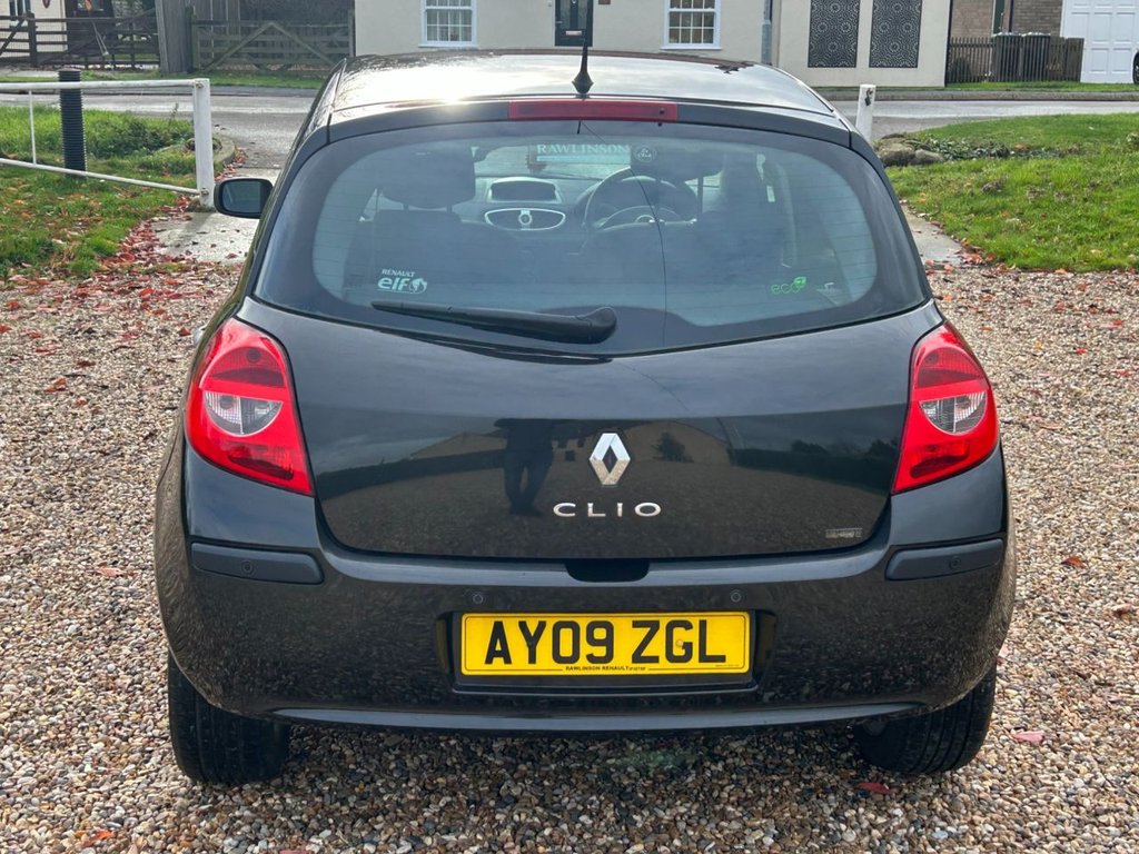 Used Renault Clio 2009 for sale - 76546883: Photo 49