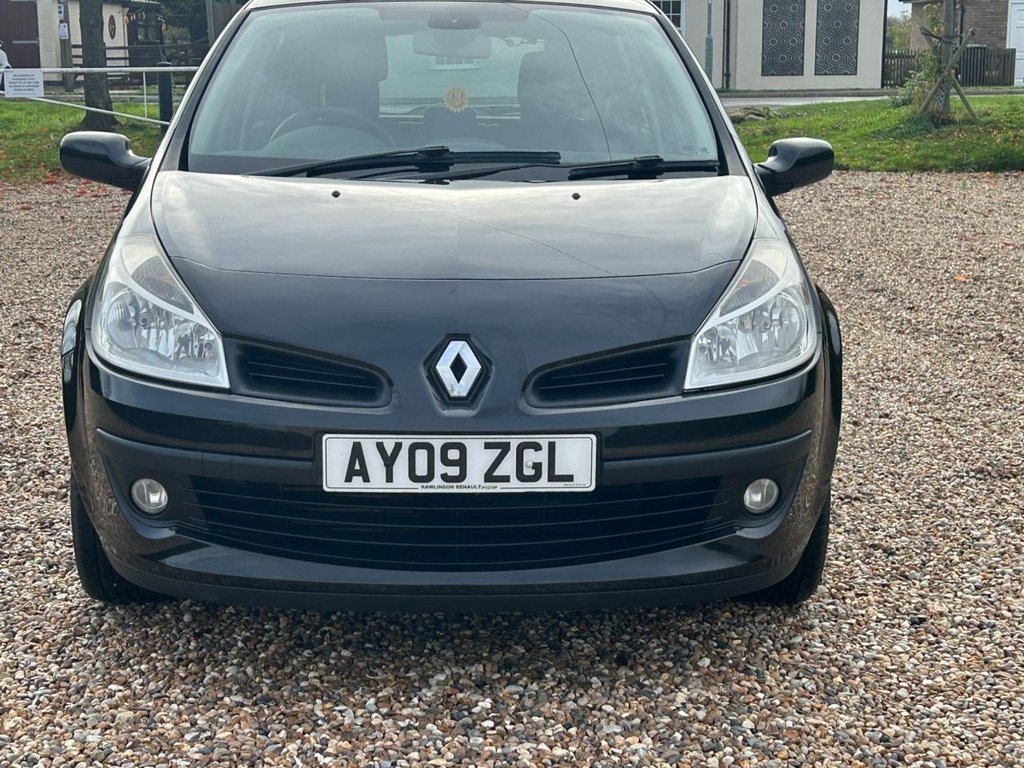 Used Renault Clio 2009 for sale - 76546883: Photo 5