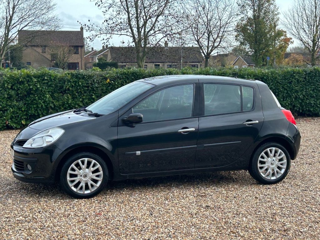 Used Renault Clio 2009 for sale - 76546883: Photo 8