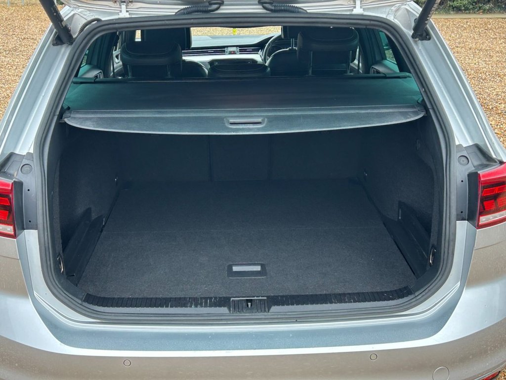 Used Volkswagen Passat 2020 for sale - 76267158: Photo 20