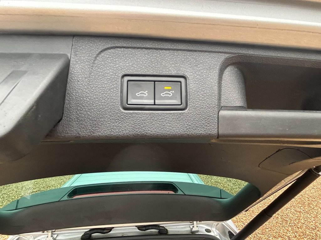 Used Volkswagen Passat 2020 for sale - 76267158: Photo 23
