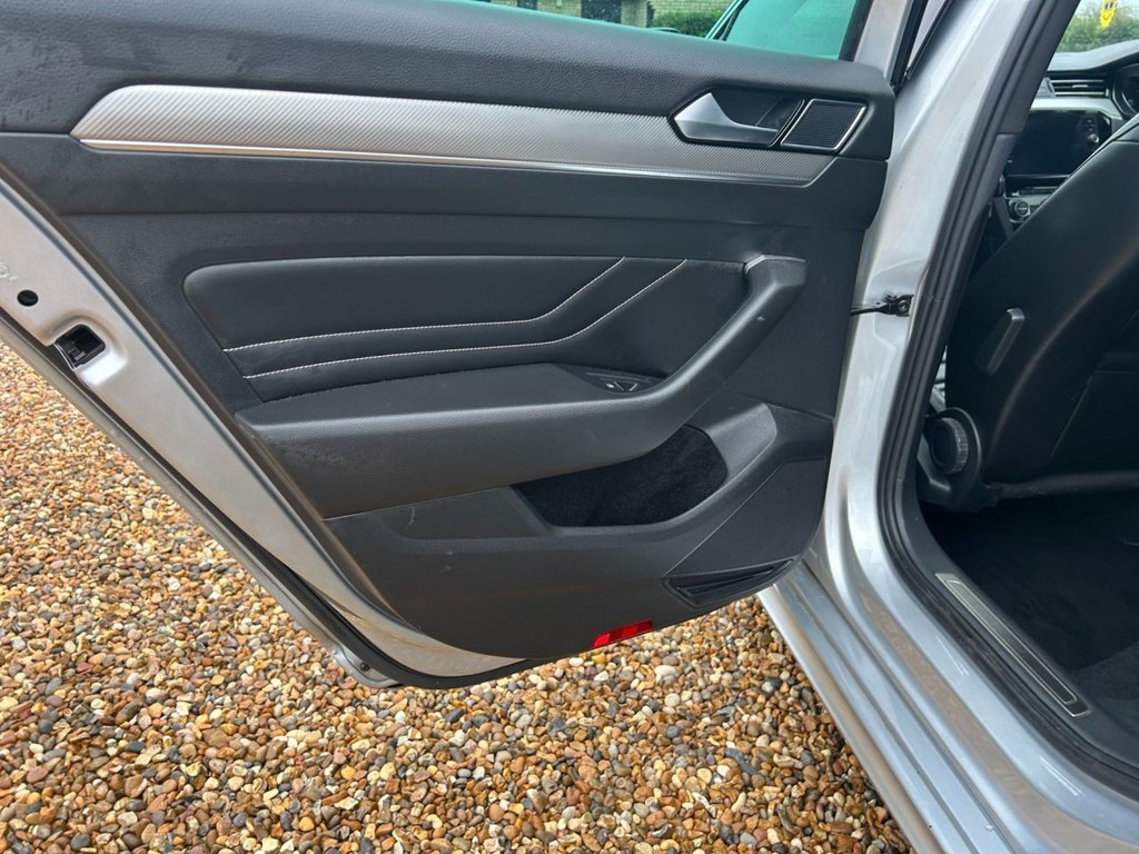 Used Volkswagen Passat 2020 for sale - 76267158: Photo 34