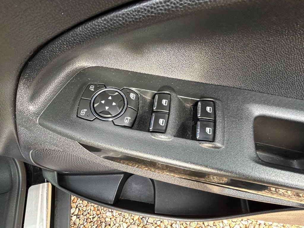 Used Ford Ecosport 2018 for sale - 76367647: Photo 38