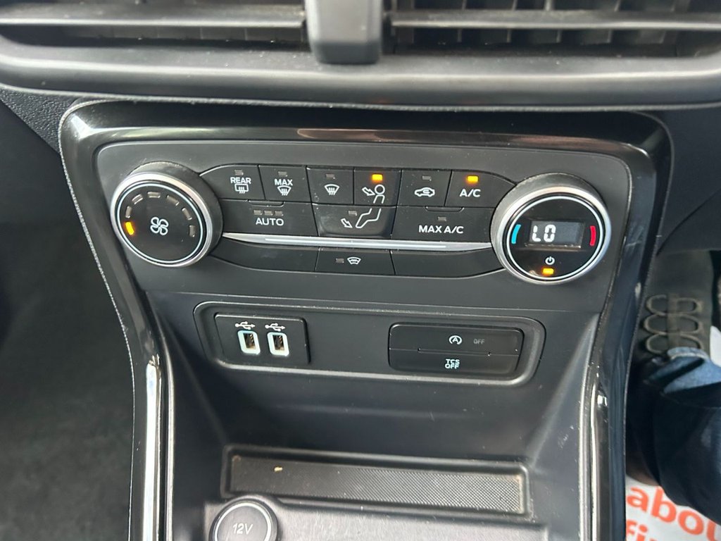 Used Ford Ecosport 2018 for sale - 76367647: Photo 44