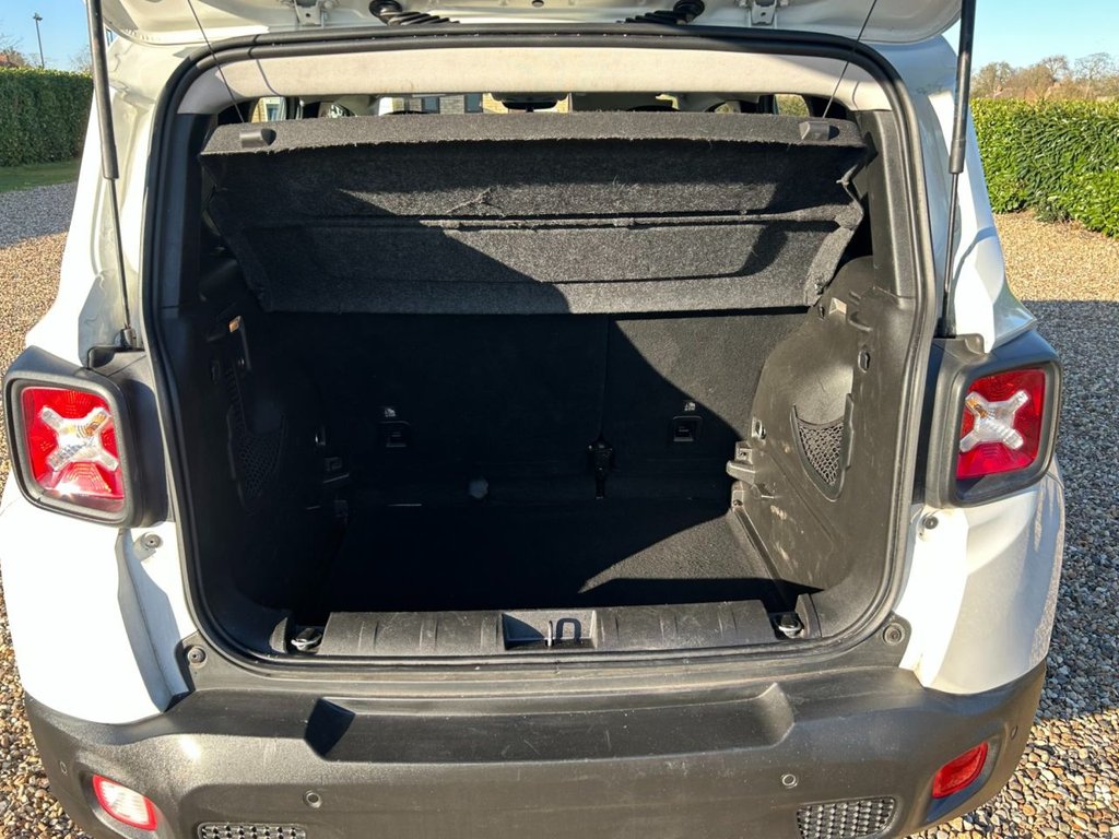 Used Jeep Renegade 2018 for sale - 77941673: Photo 10