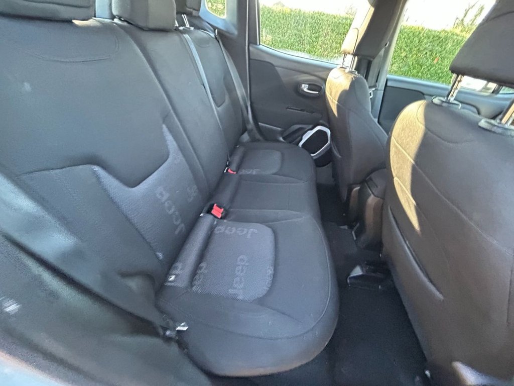 Used Jeep Renegade 2018 for sale - 77941673: Photo 24