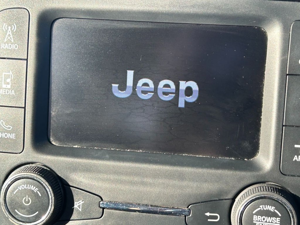 Used Jeep Renegade 2018 for sale - 77941673: Photo 34