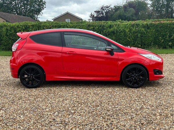 Used Ford Fiesta 2016 for sale - 75473565: Photo 2